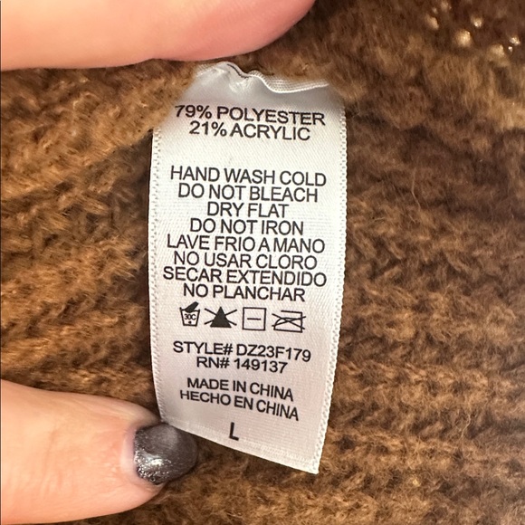 Brown Ribbed Women's Cropped Cardigan Sweater - EUC - Picture 6 of 6